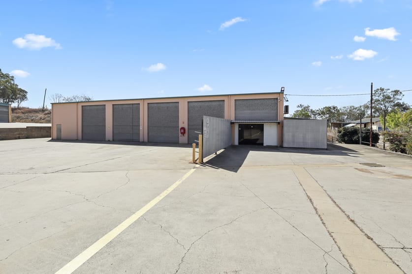 6 Anson Close Toolooa QLD 4680 - Image 2