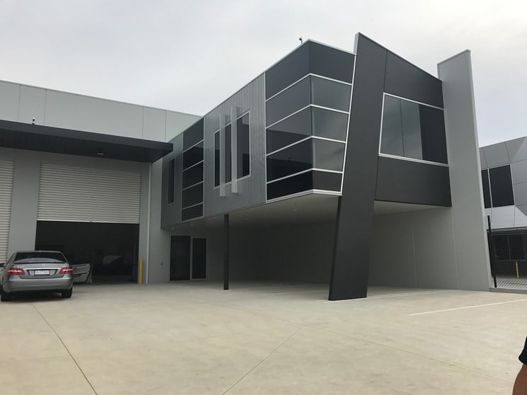 Click to view all images 49 Indian Drive Keysborough VIC 3173 - Image 2