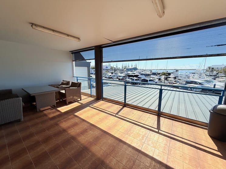 Click to view all images Suite 22/247 Bayview Street Runaway Bay QLD 4216 - Image 2