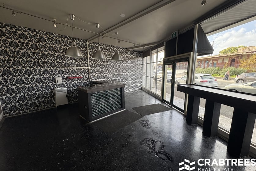 Click to view all images 18A Haughton Road Oakleigh VIC 3166 - Image 3