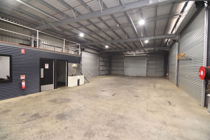 Click to view all images 3 Catalyst Court Mount St John QLD 4818 - Image 2