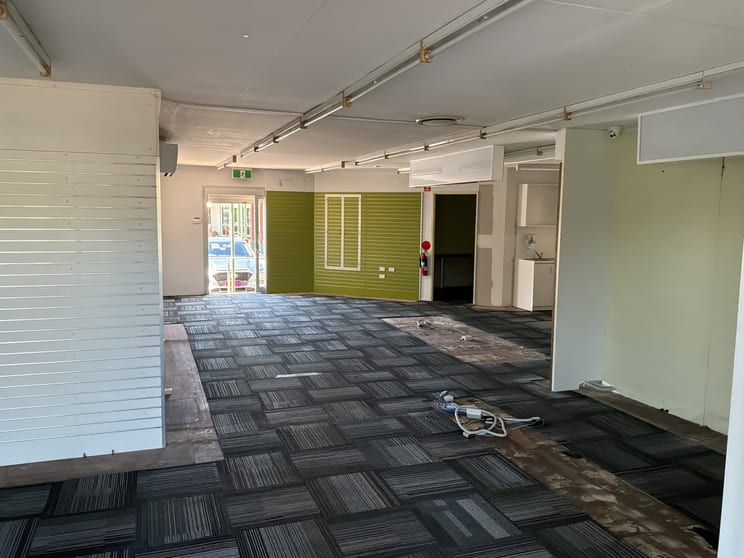 Click to view all images Tenancy 1/146 Drayton Road Harristown QLD 4350 - Image 3