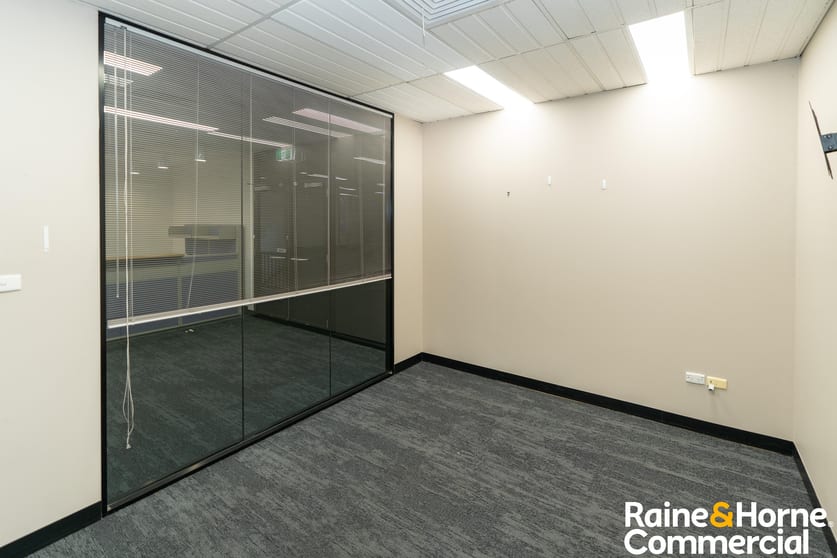 Suite 1/11-15 Baylis street Wagga Wagga NSW 2650 - Image 2
