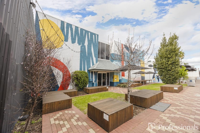 2/884 Beaufort Street Inglewood WA 6052 - Image 2