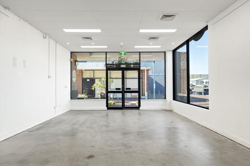 Unit 1/24 Lake Street Warners Bay NSW 2282 - Image 3