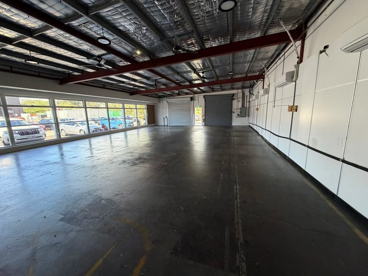 2/2 Newspaper Place Maroochydore QLD 4558 - Image 2