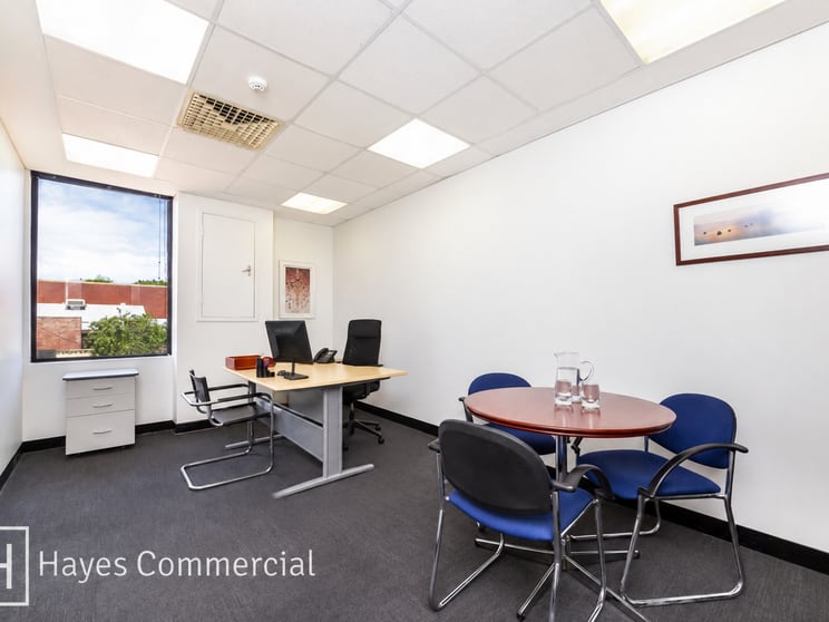 Click to view all images 6/755 Albany Highway East Victoria Park WA 6101 - Image 3