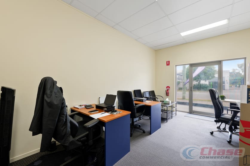 Click to view all images 5A/42-48 Bourke Street Waterford West QLD 4133 - Image 3