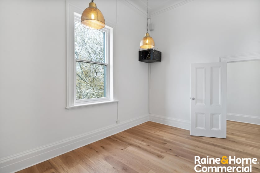 Click to view all images 2/44 Fitzmaurice Street Wagga Wagga NSW 2650 - Image 3