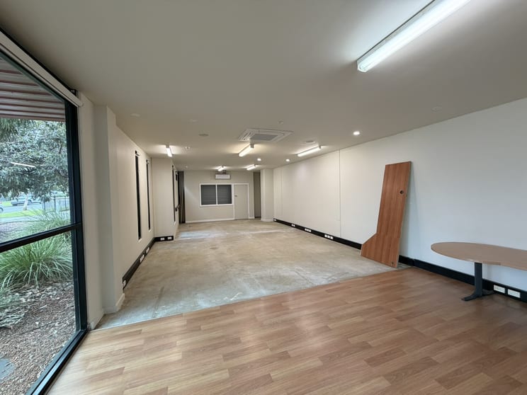 Click to view all images 1/12-13 Trewhitt Court Dromana VIC 3936 - Image 3