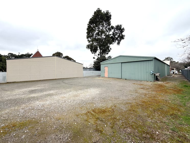 Click to view all images Shed B/65 Murray Street Nuriootpa SA 5355 - Image 2
