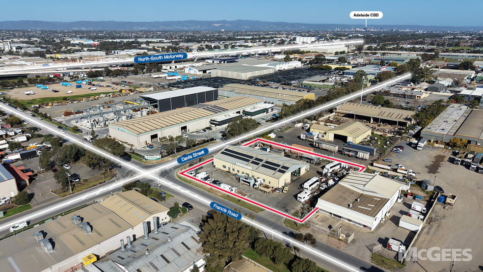 33 Davis Street Wingfield SA 5013 - Image 2