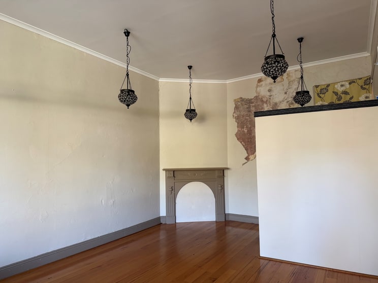 Click to view all images 92 High Street Yea VIC 3717 - Image 3