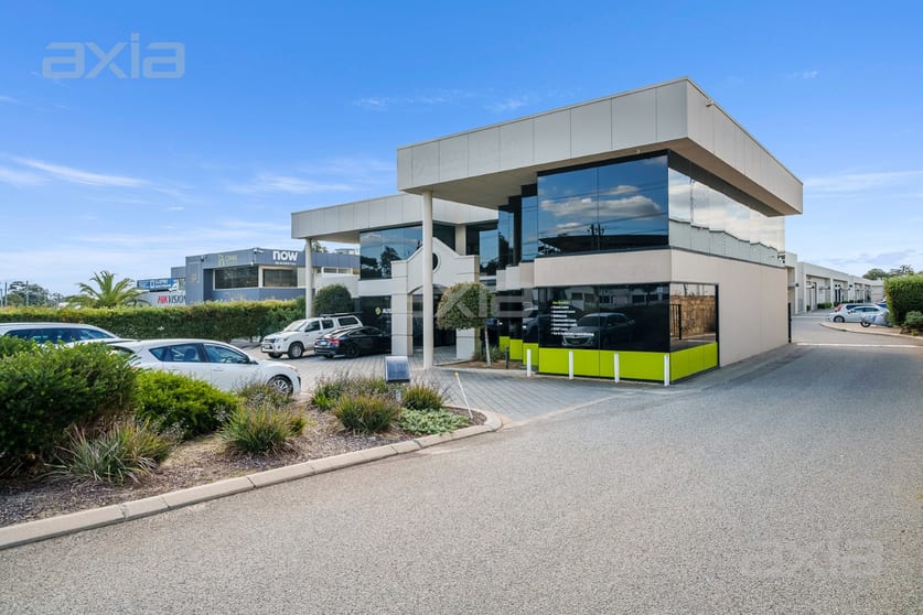 Click to view all images 2/213 Balcatta Road Balcatta WA 6021 - Image 2