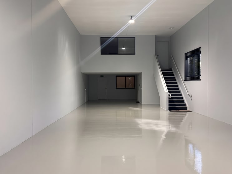 Click to view all images 15/10a Industrial Avenue Molendinar QLD 4214 - Image 3