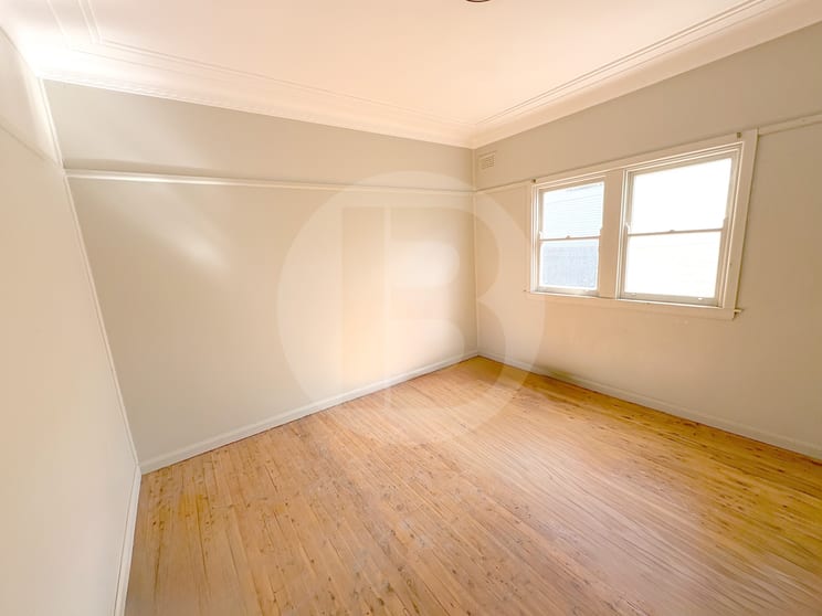 21 MEMORIAL AVENUE Ingleburn NSW 2565 - Image 3
