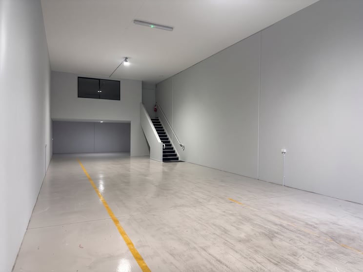 Click to view all images 13/10a Industrial Avenue Molendinar QLD 4214 - Image 2