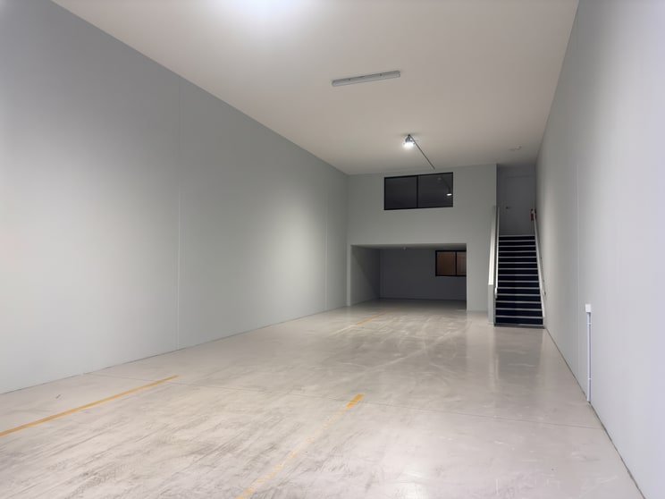 Click to view all images 13/10a Industrial Avenue Molendinar QLD 4214 - Image 3