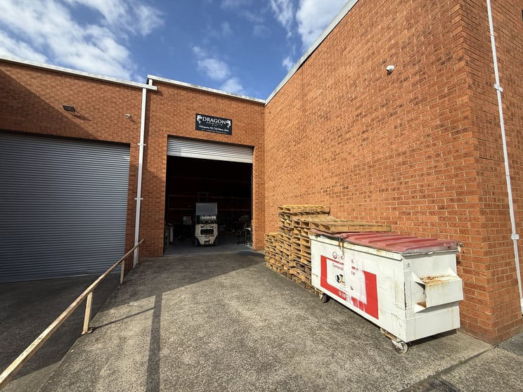 Click to view all images 1/15 Norman Street Peakhurst NSW 2210 - Image 3