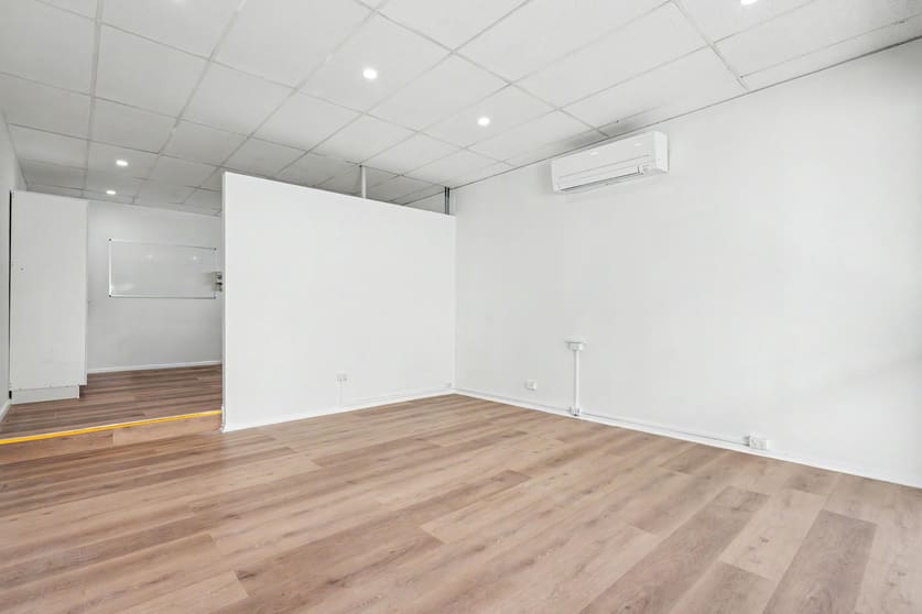 Click to view all images 7/13-17 Main Street Beenleigh QLD 4207 - Image 2