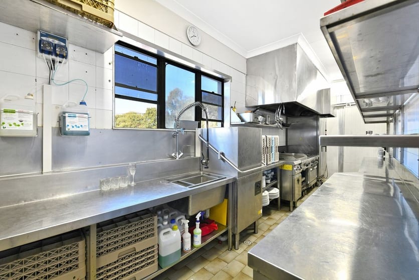 Click to view all images Level 1/290 Belmore Road Riverwood NSW 2210 - Image 3