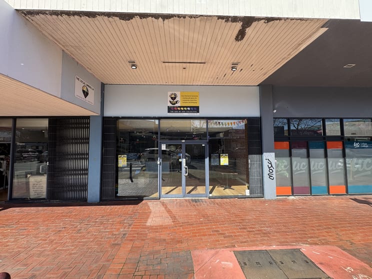 Click to view all images 70 Main Street Croydon VIC 3136 - Image 1