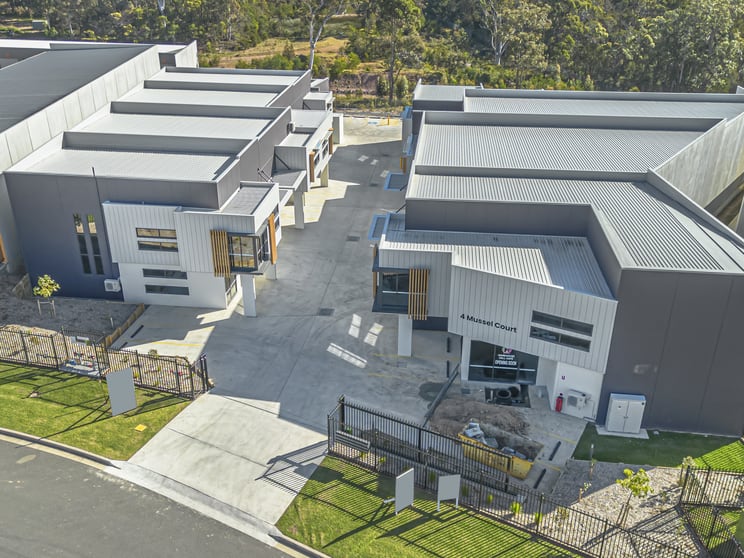 Click to view all images 4 Mussel Court Huskisson NSW 2540 - Image 2