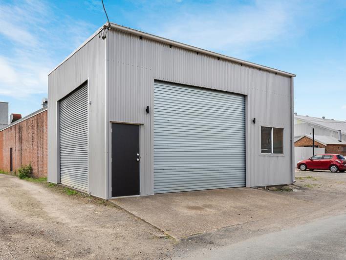 Click to view all images 245 High Street, Maitland/245 High Street Maitland NSW 2320 - Image 3