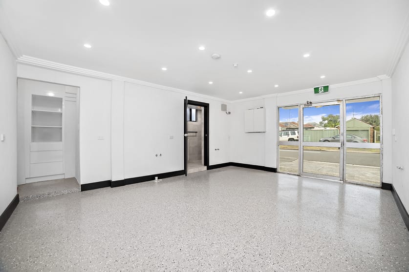 Click to view all images 3/286 Windang Road Windang NSW 2528 - Image 2
