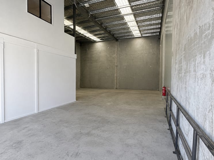 Click to view all images 1 & 2/55 Edison Crescent Baringa QLD 4551 - Image 2