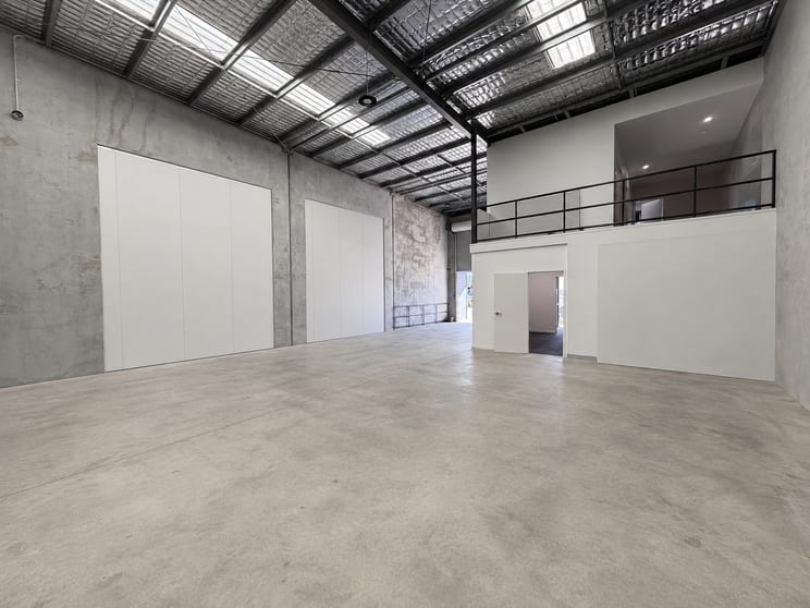 Click to view all images 1 & 2/55 Edison Crescent Baringa QLD 4551 - Image 3