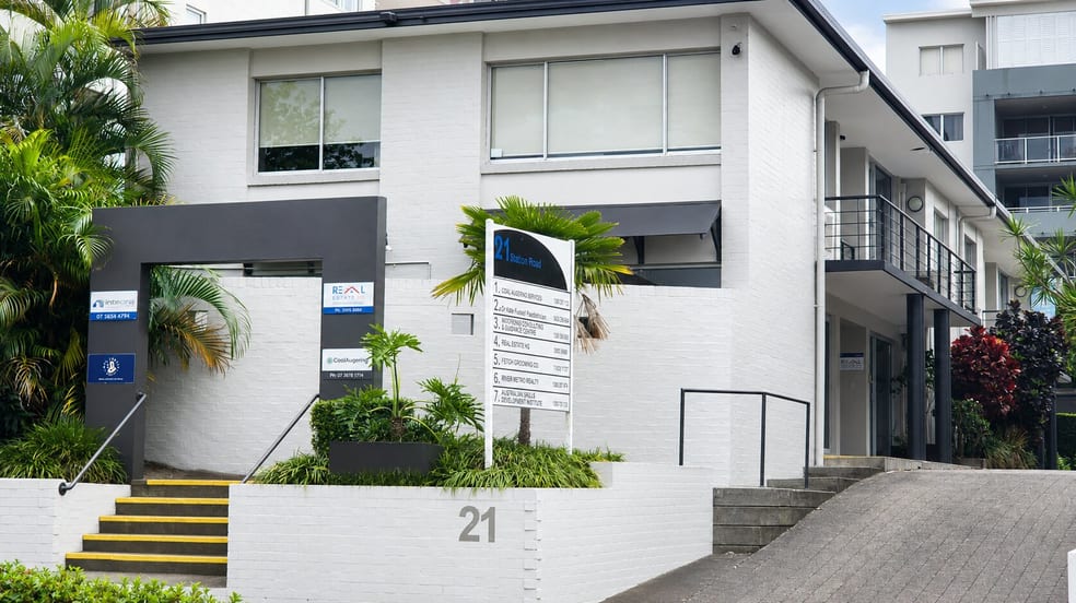 Click to view all images 5/21 Station Road Indooroopilly QLD 4068 - Image 1