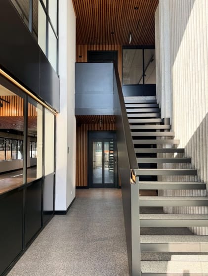 Click to view all images 6-8 Campion Street Deakin ACT 2600 - Image 3