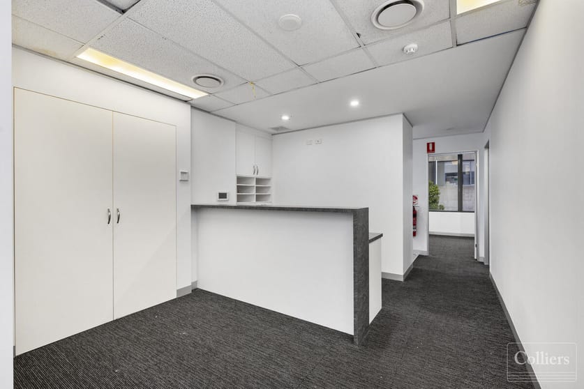 2/6 Aplin Street Townsville City QLD 4810 - Image 3