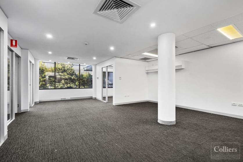 2/6 Aplin Street Townsville City QLD 4810 - Image 4