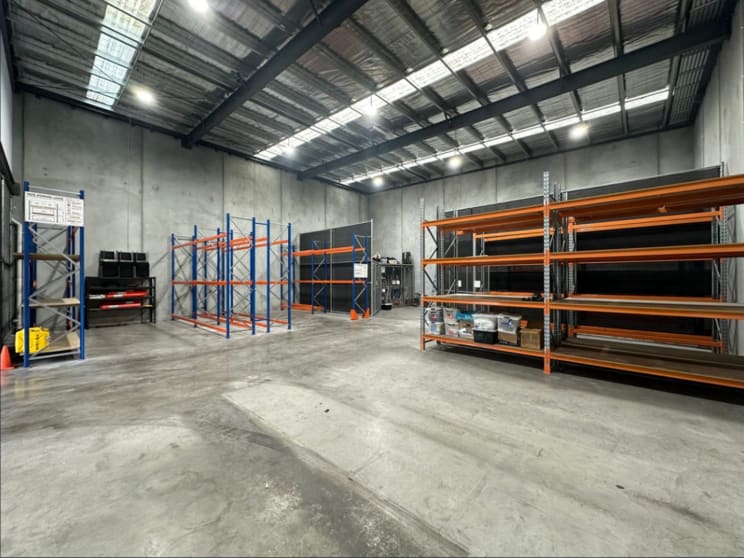 Click to view all images Port Melbourne VIC 3207 - Image 2