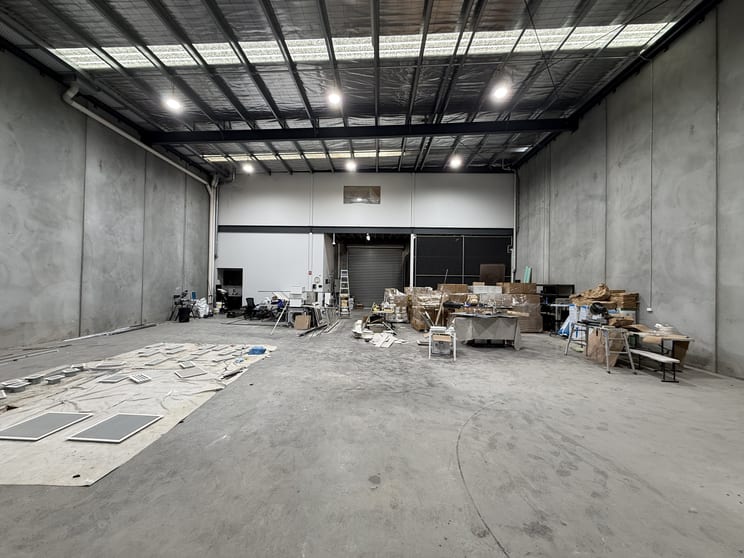 Click to view all images Port Melbourne VIC 3207 - Image 3