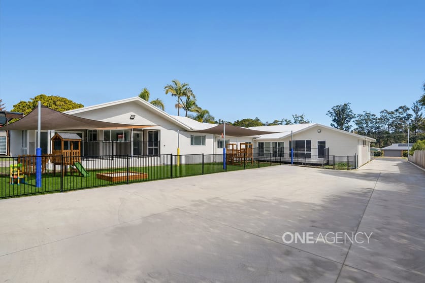 Click to view all images 13 Colonial Circuit Wauchope NSW 2446 - Image 1