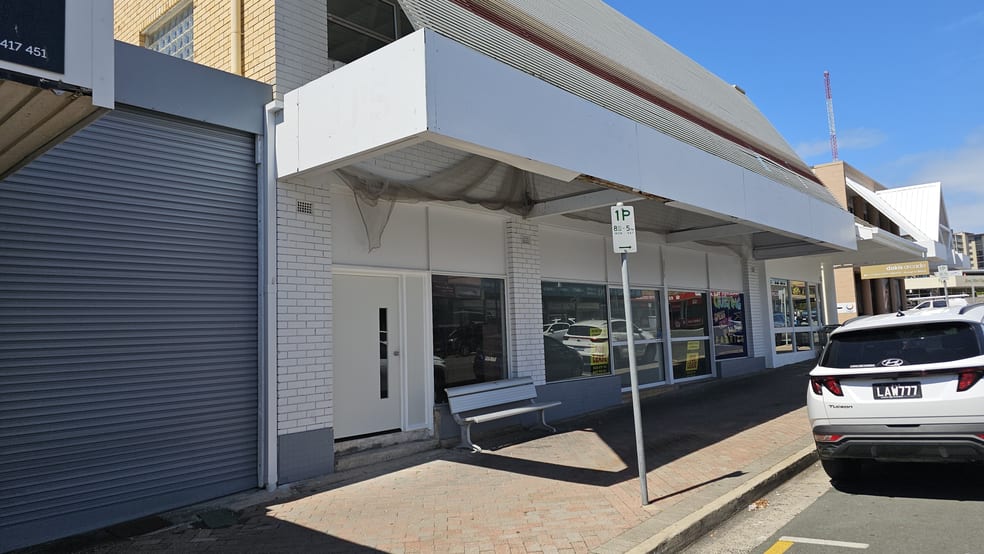 Click to view all images 114 Sutton Redcliffe QLD 4020 - Image 3