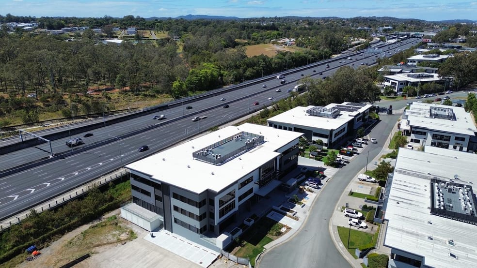 Click to view all images Freeway Office Park/2728 Logan Road Eight Mile Plains QLD 4113 - Image 2