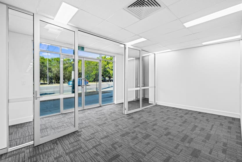 Click to view all images 8/1311 Ipswich Road Rocklea QLD 4106 - Image 2