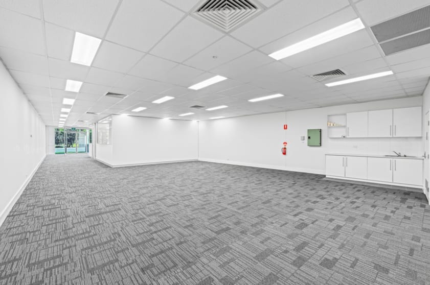 Click to view all images 8/1311 Ipswich Road Rocklea QLD 4106 - Image 4