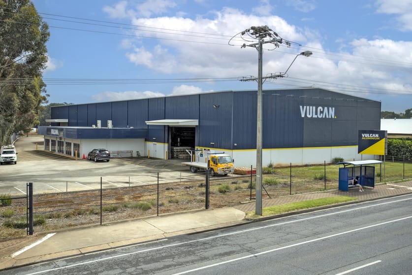 Click to view all images 57 Diagonal Road Pooraka SA 5095 - Image 1
