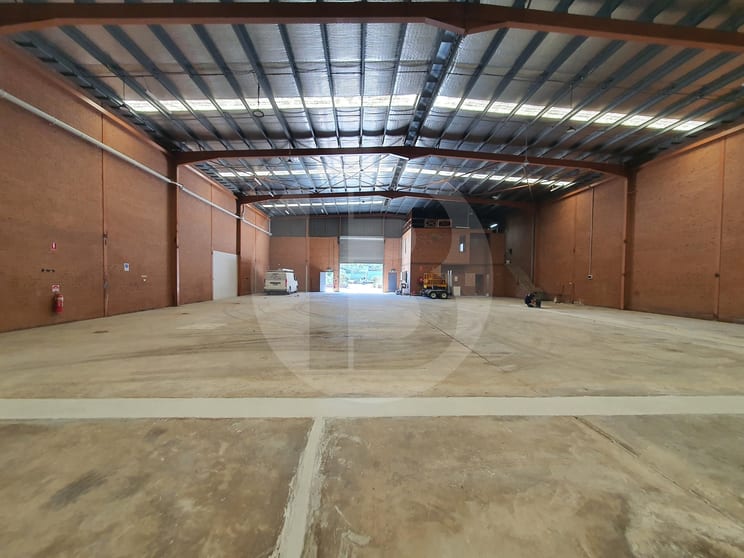 Click to view all images 12 LONG STREET Smithfield NSW 2164 - Image 3