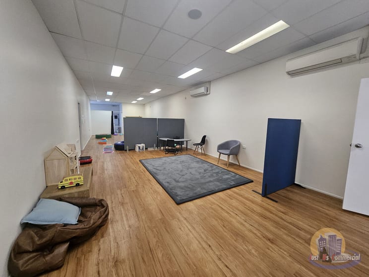Click to view all images 4/36 Barolin Street Bundaberg Central QLD 4670 - Image 2