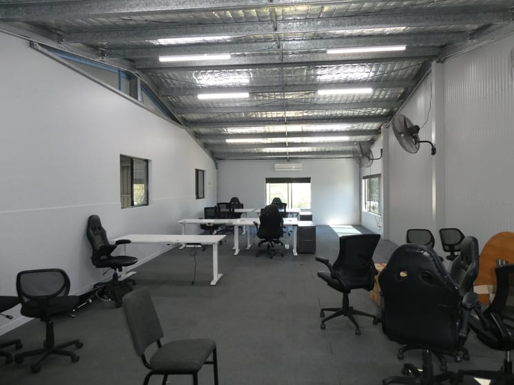 Click to view all images Unit 1/108 Mitchell Avenue Kurri Kurri NSW 2327 - Image 3