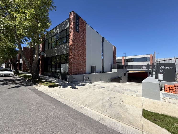 Click to view all images 22&23/8-20 King Street Oakleigh VIC 3166 - Image 2