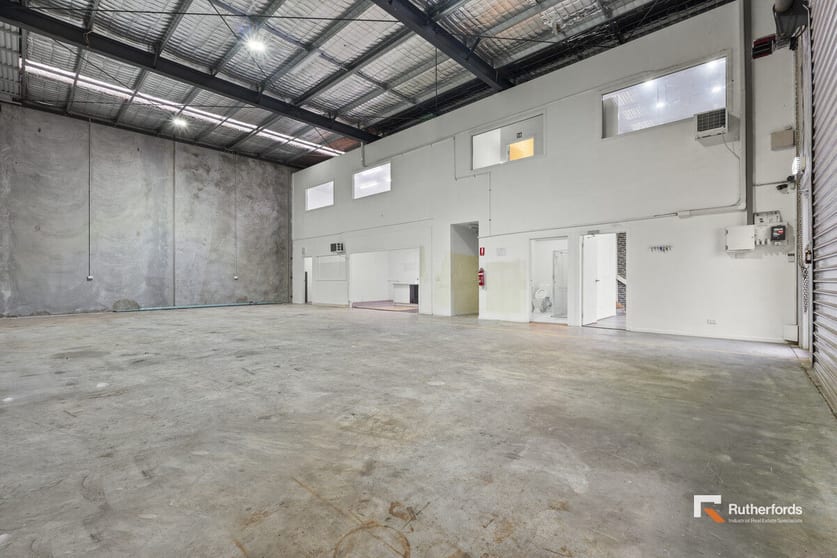 4 Helm Court Epping VIC 3076 - Image 2