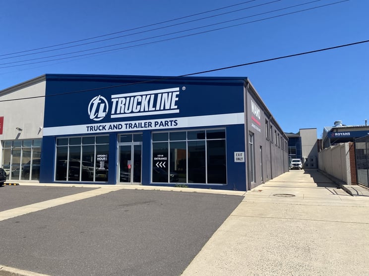 Click to view all images Unit 2/27-29 Kembla Street Fyshwick ACT 2609 - Image 1