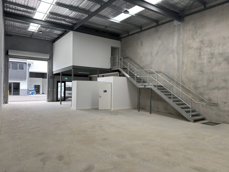 Unit 2 1 Hurst Road Wattleup WA 6166 - Image 3